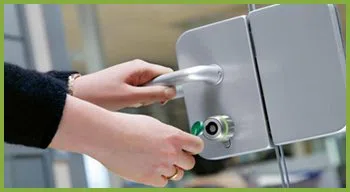 Chelsea Locksmith Store  Chelsea, MA 617-826-6190 - 10-commercial-lockouts